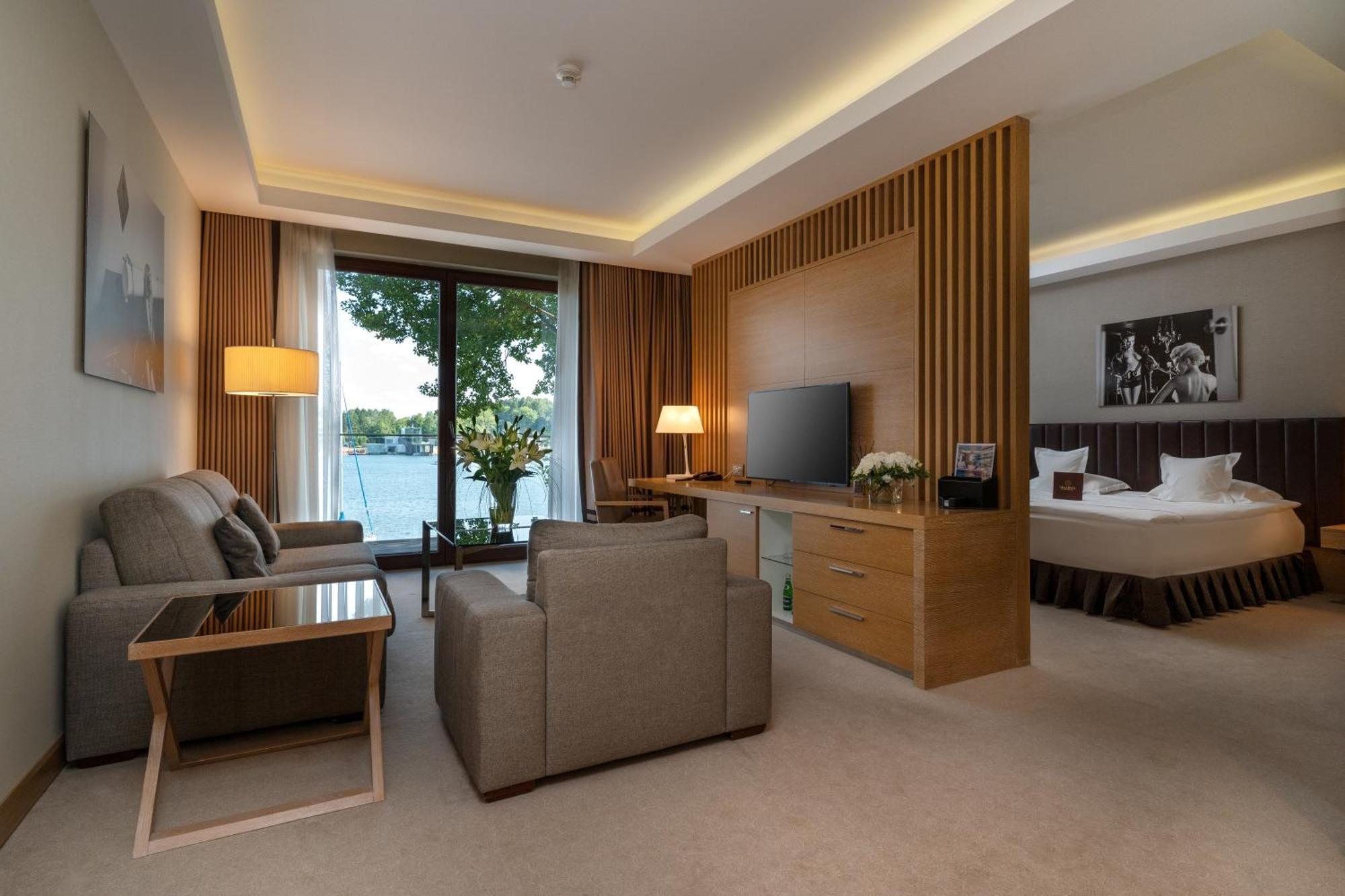 Tiffi Boutique Hotel Όλστυν Εξωτερικό φωτογραφία